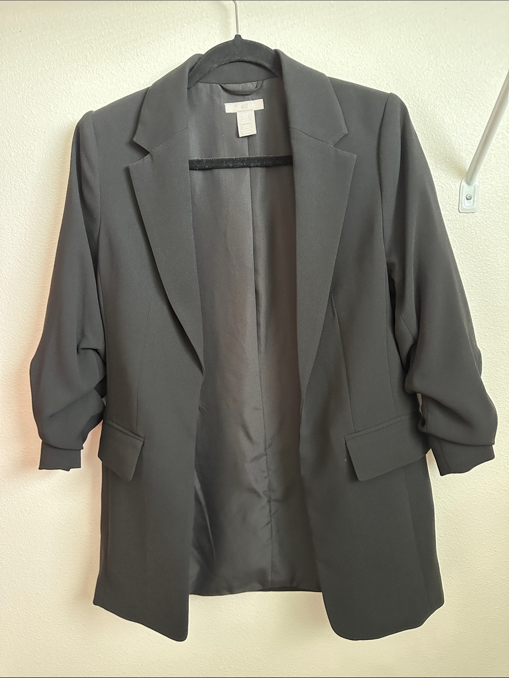 H&M Black Open-Front Women's Blazer